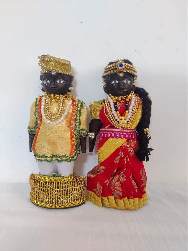 Traditional Wooden Marapachi Bommai Dolls – Ethnic Couple Set for Golu | Handmade South Indian Decor
